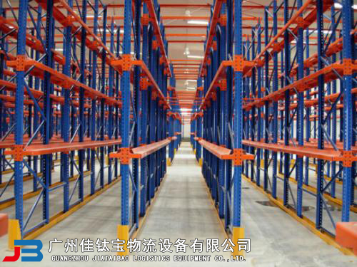 驶入式货架图片 驶入式货架图片